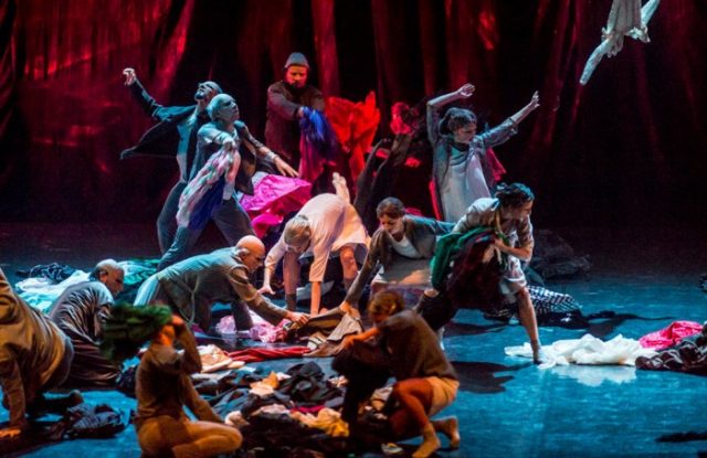 teatro-e-critica-lago-dei-cigni-700×454