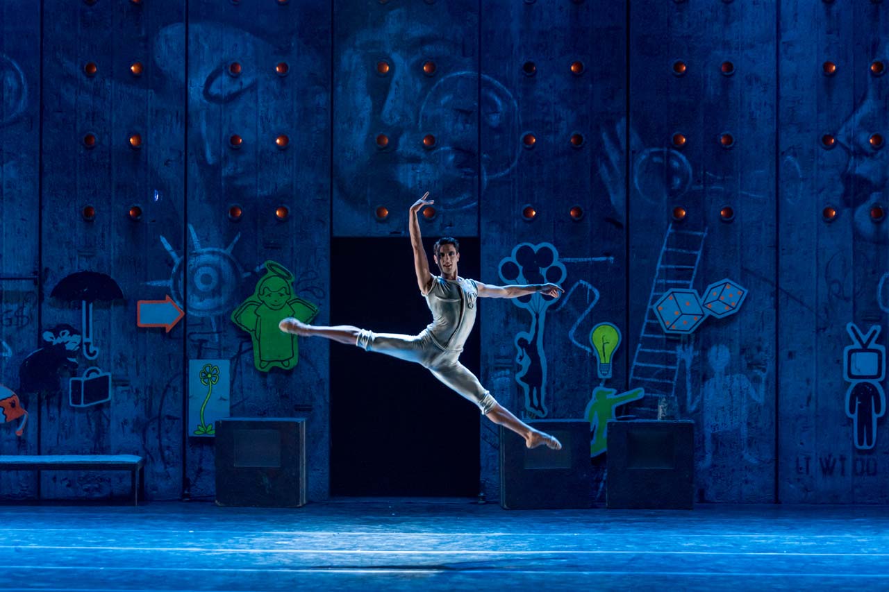 Lo Schiaccianoci · galleria ufficiale · 01 · Balletto di Roma