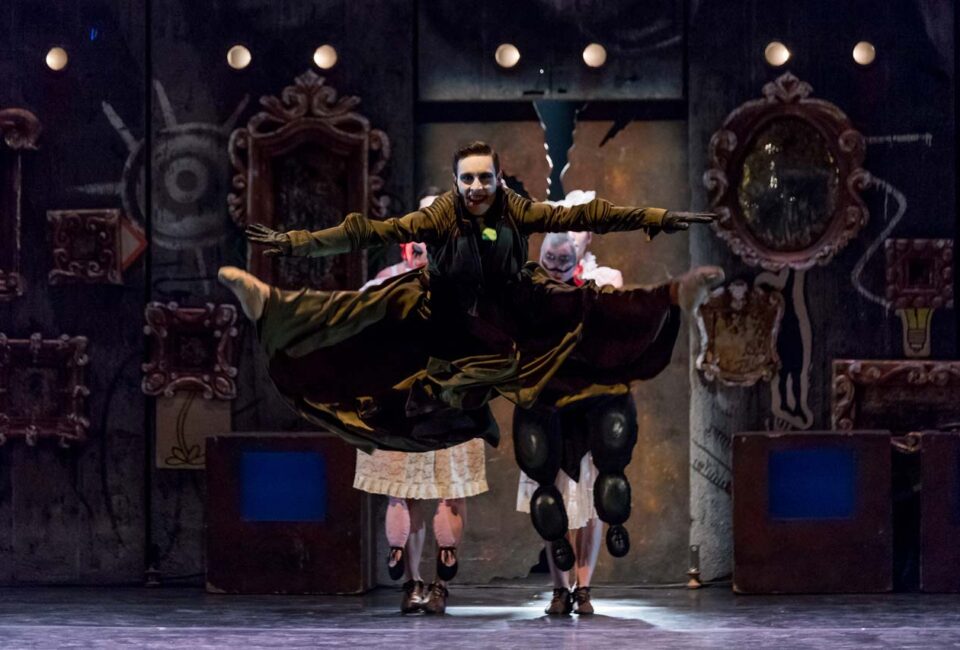 Lo Schiaccianoci · galleria ufficiale · 02 · Balletto di Roma